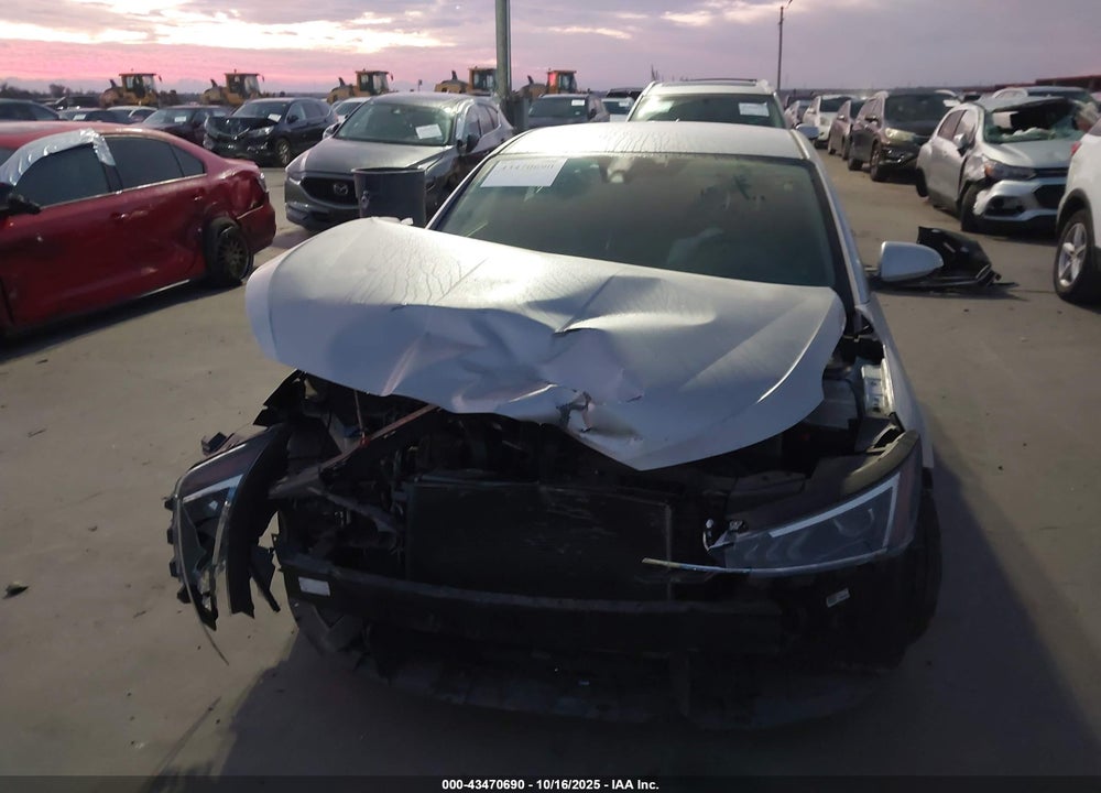 2020 HYUNDAI ELANTRA SEL VIN: 5NPD84LF1LH518563