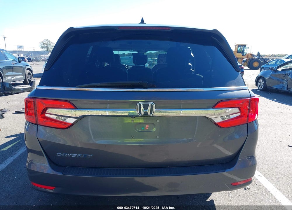 2018 HONDA ODYSSEY VIN: 5FNRL6H77JB015777