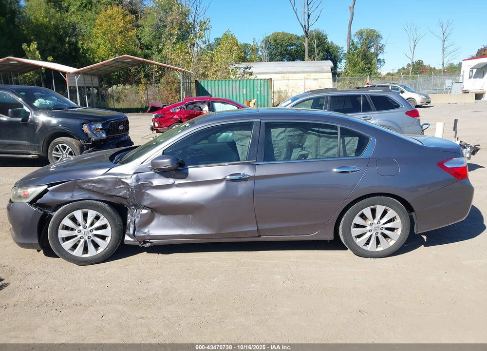 2015 HONDA ACCORD EX-L VIN: 1HGCR2F88FA120077