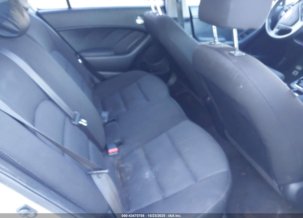 2017 KIA FORTE VIN: 3KPFK4A79HE029197
