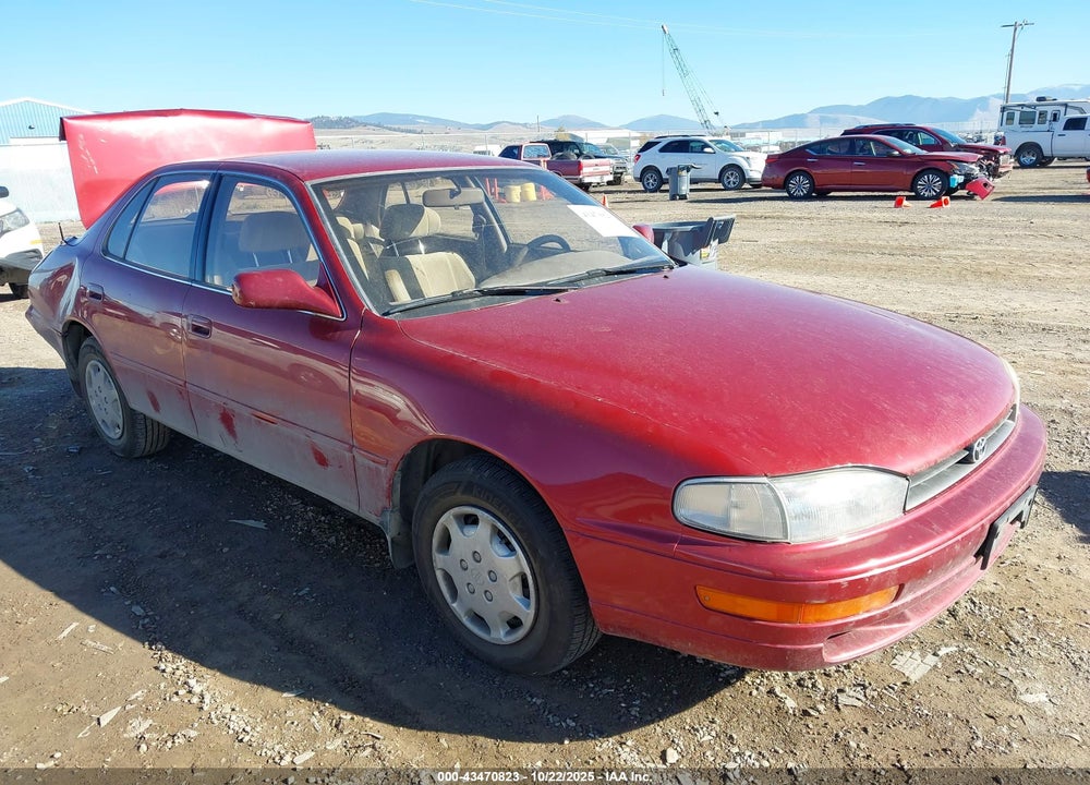 1994 TOYOTA CAMRY LE VIN: 4T1SK12E2RU401259