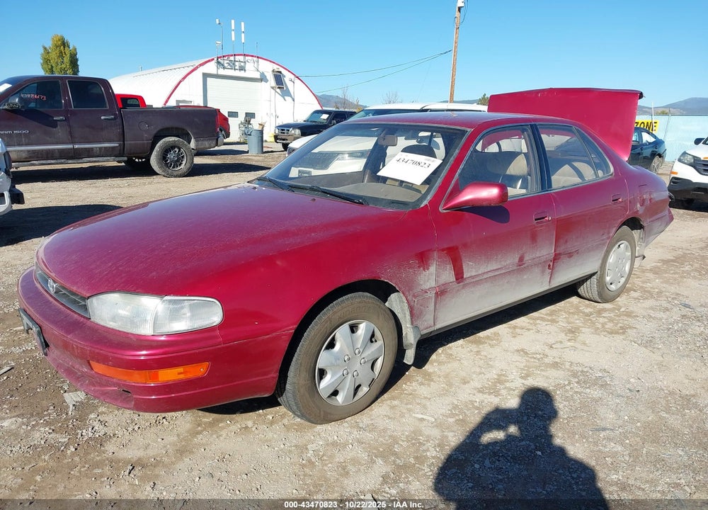 1994 TOYOTA CAMRY LE VIN: 4T1SK12E2RU401259