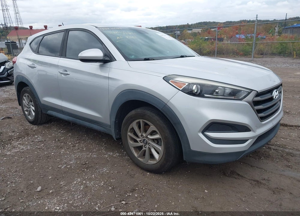 2016 HYUNDAI TUCSON SE VIN: KM8J23A46GU157175