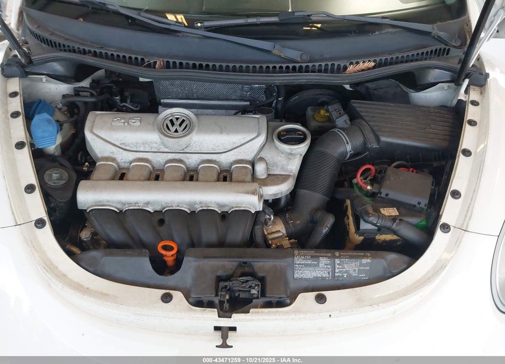 2007 VOLKSWAGEN NEW BEETLE TRIPLE WHITE VIN: 3VWFF31Y17M411698