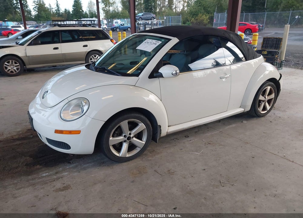 2007 VOLKSWAGEN NEW BEETLE TRIPLE WHITE VIN: 3VWFF31Y17M411698