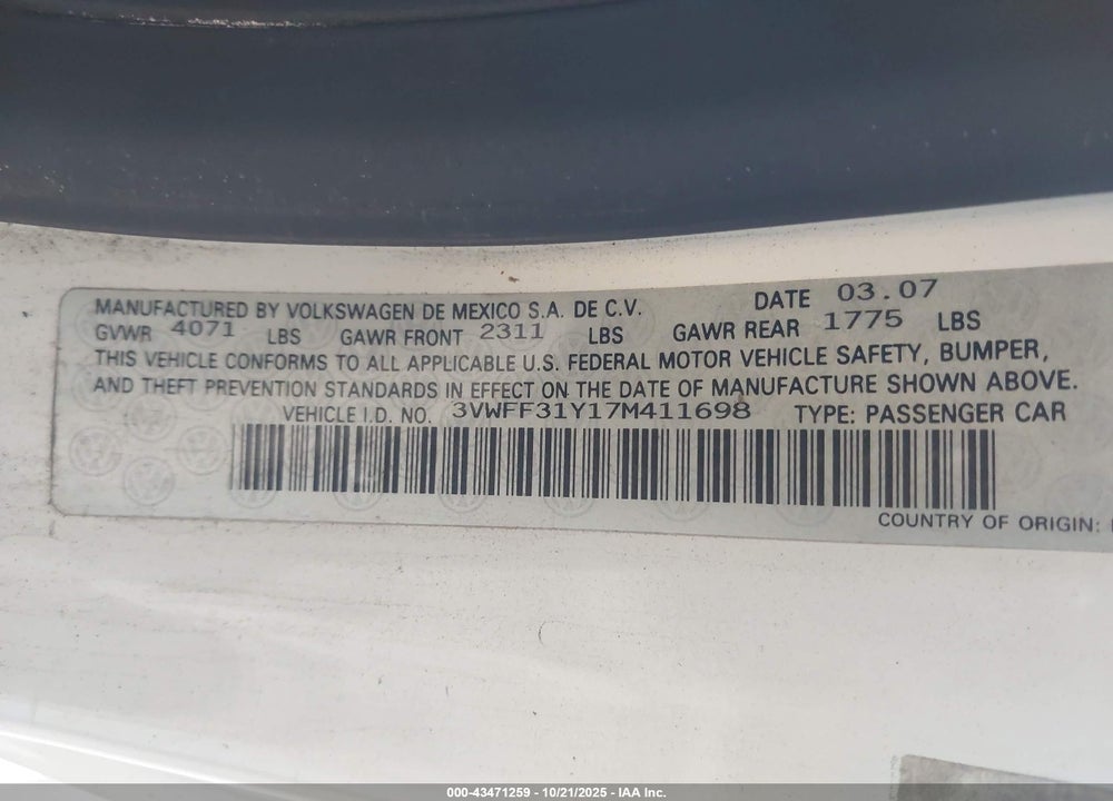 2007 VOLKSWAGEN NEW BEETLE TRIPLE WHITE VIN: 3VWFF31Y17M411698
