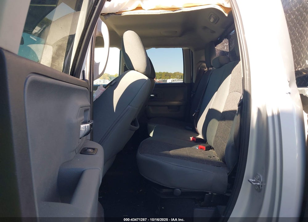2016 RAM 1500 VIN: 1C6RR6GG1GS278768