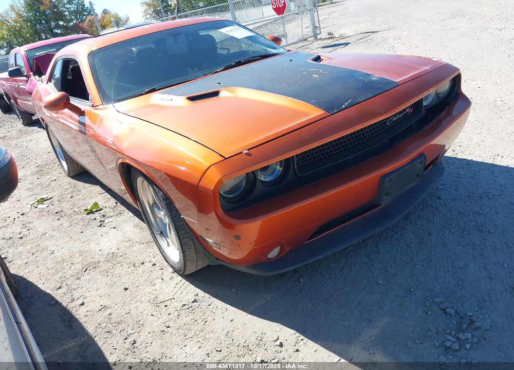 2011 DODGE CHALLENGER R/T VIN: 2B3CJ5DT8BH575670