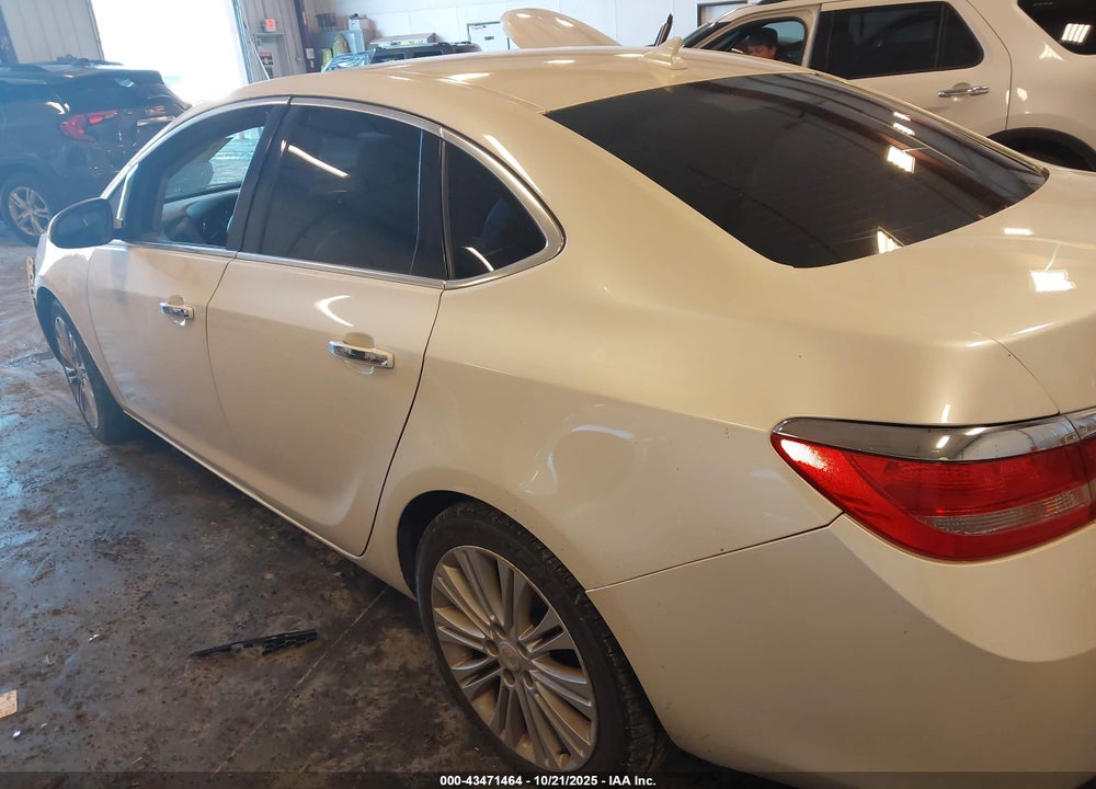 2014 BUICK VERANO VIN: 1G4PP5SK0E4126330