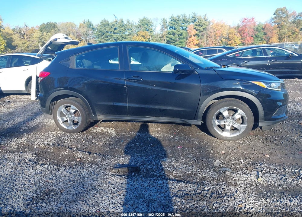 2021 HONDA HR-V VIN: 3CZRU6H34MM732139