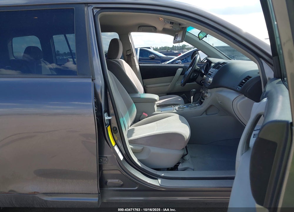 2008 TOYOTA HIGHLANDER VIN: JTEES41A882105122