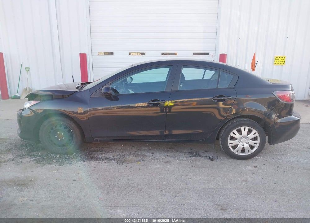 2013 MAZDA 3 VIN: JM1BL1U73D1762333