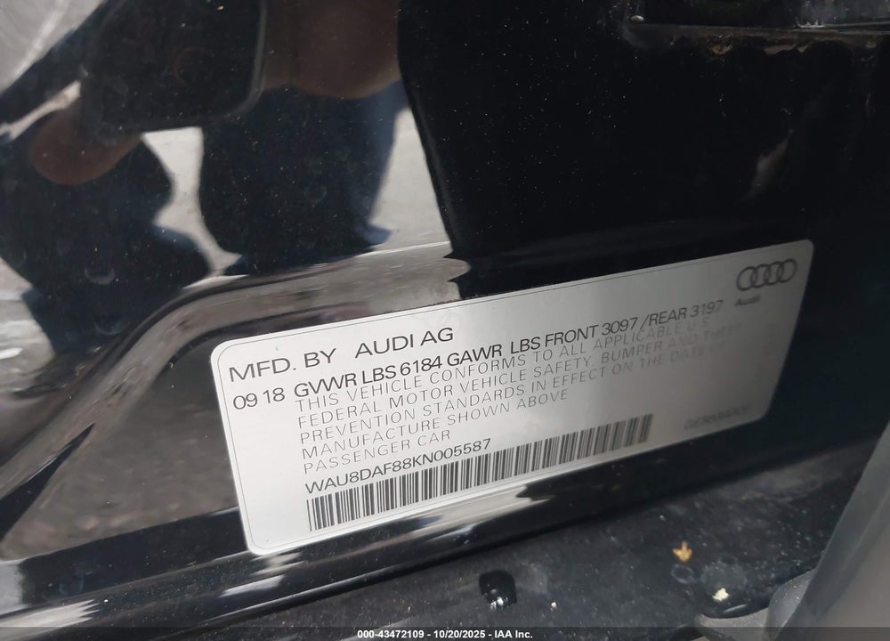 2019 AUDI A8 VIN: WAU8DAF88KN005587