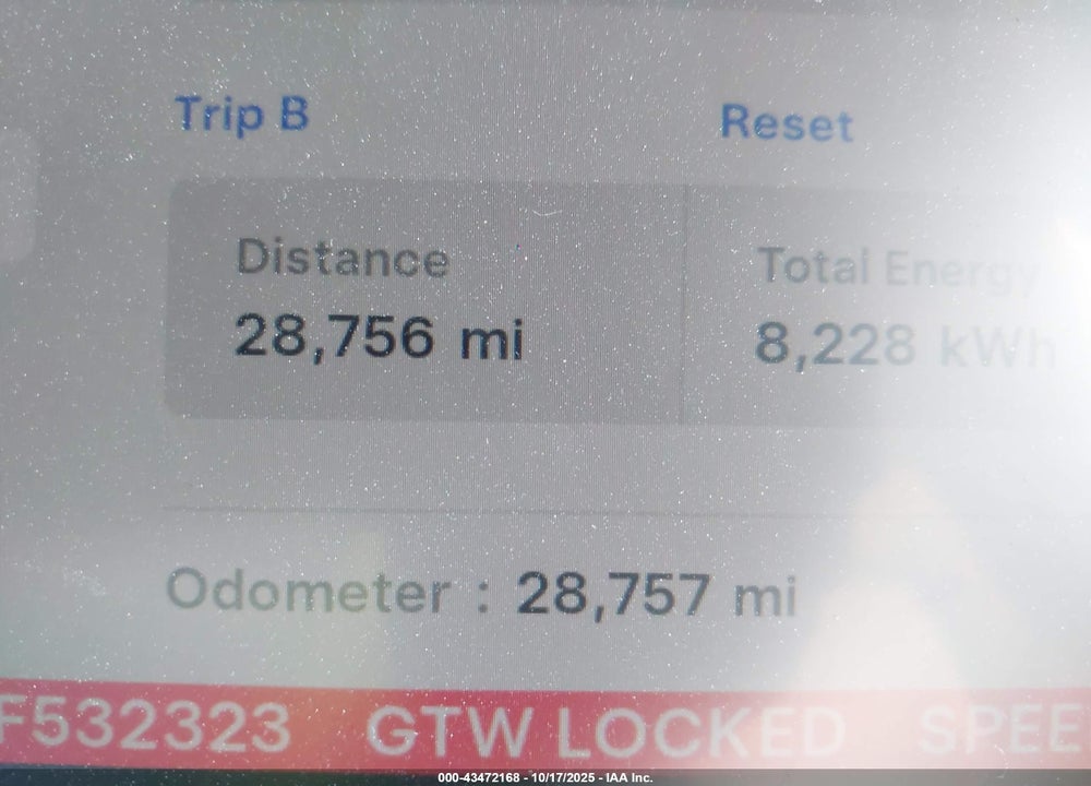 2022 TESLA MODEL Y VIN: 7SAYGDEFXNF532323