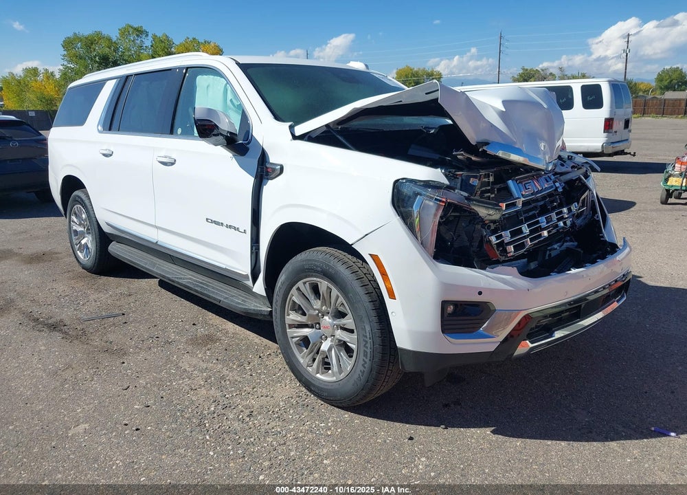 2025 GMC YUKON XL 4WD DENALI VIN: 1GKS2JRL5SR378548