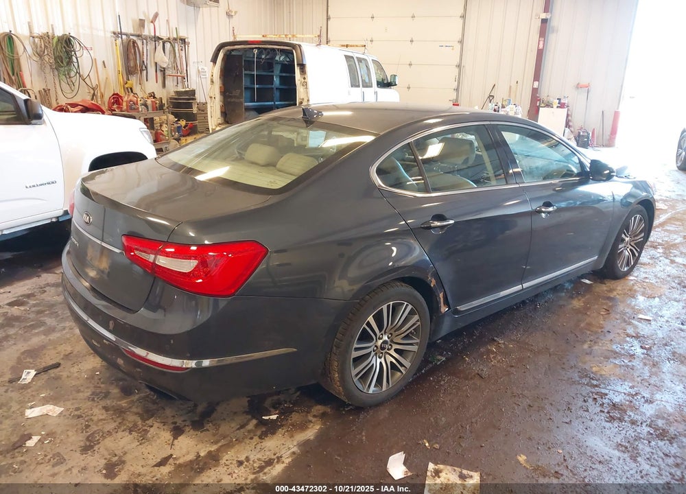 2014 KIA CADENZA VIN: KNALN4D74E5157390