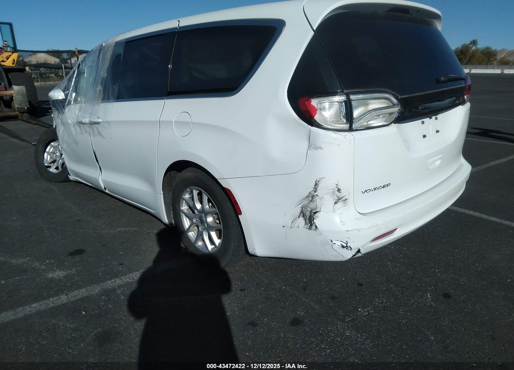 2022 CHRYSLER VOYAGER LX VIN: 2C4RC1CG3NR160139