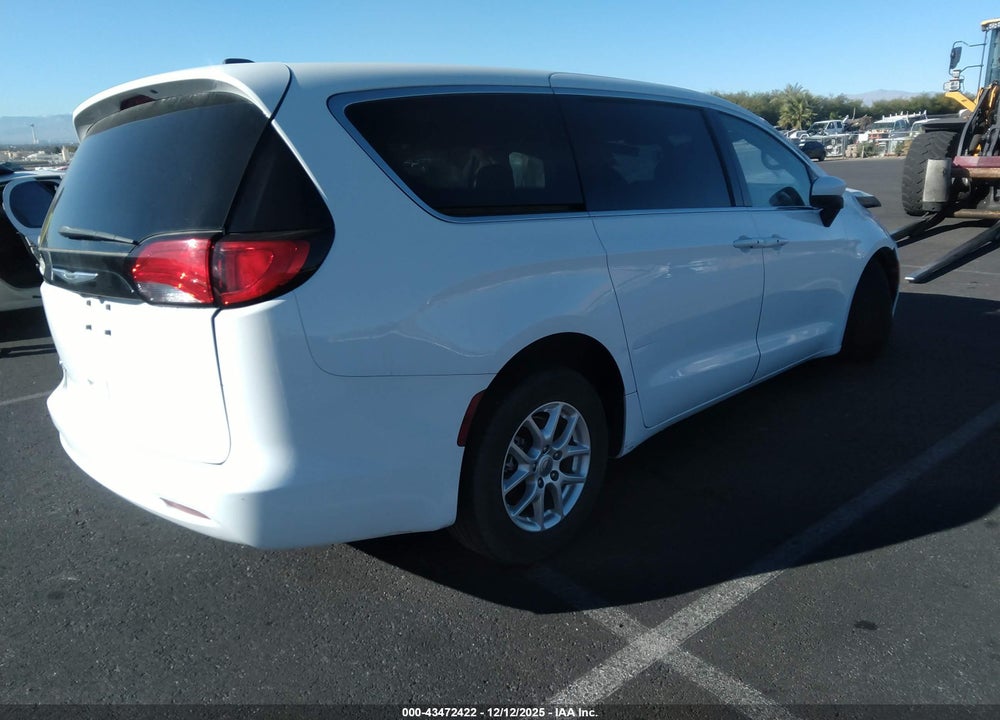 2022 CHRYSLER VOYAGER LX VIN: 2C4RC1CG3NR160139
