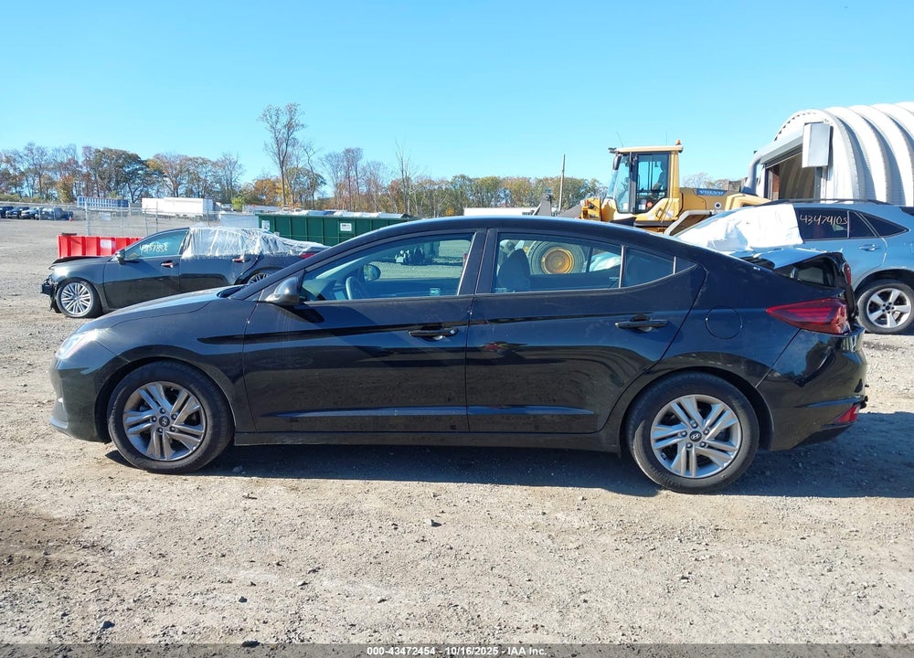 2019 HYUNDAI ELANTRA VIN: KMHD84LF5KU864230