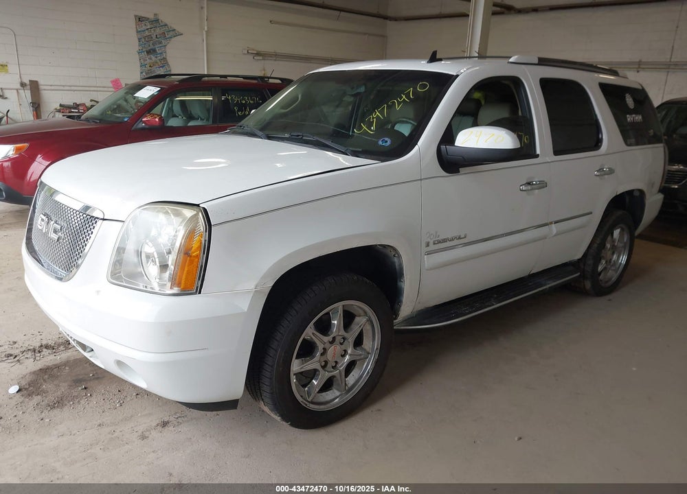 2007 GMC YUKON VIN: 1GKFK63817J172698