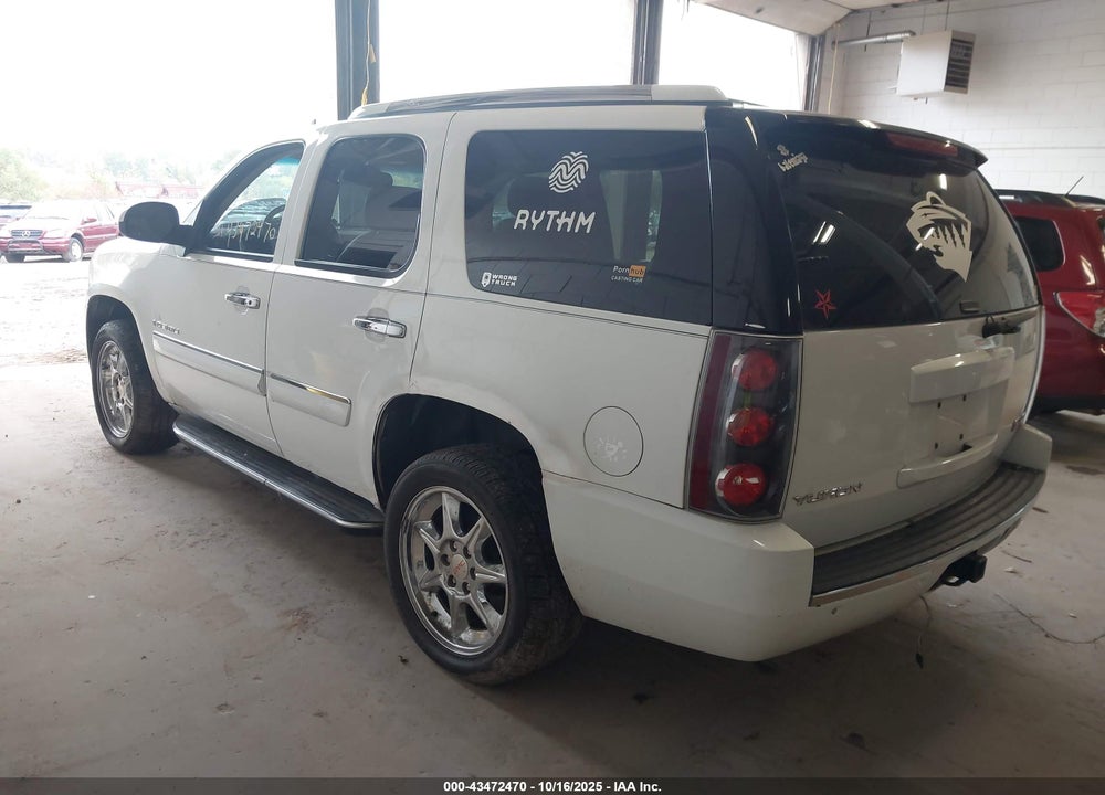 2007 GMC YUKON VIN: 1GKFK63817J172698