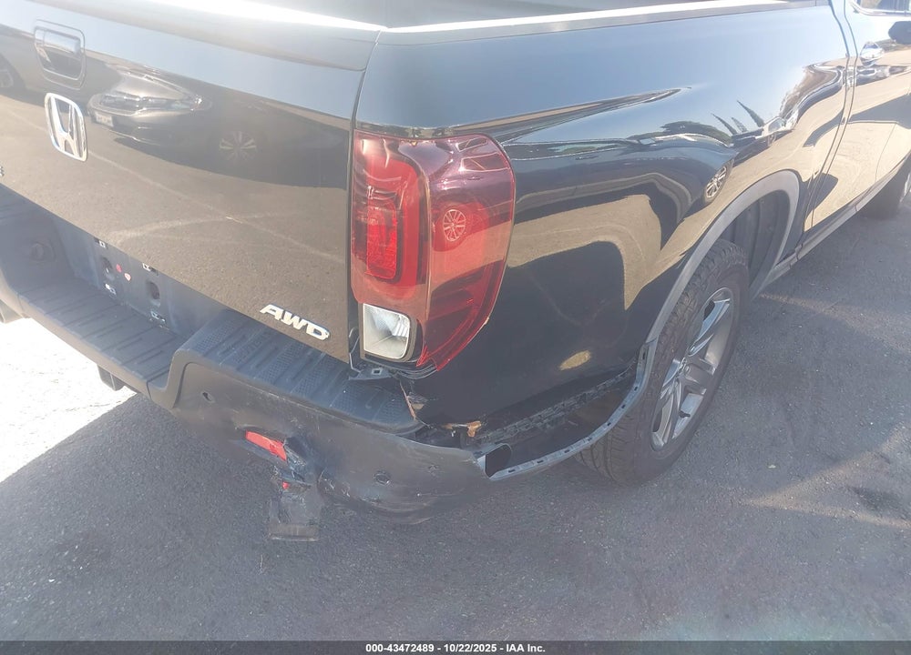 2021 HONDA RIDGELINE RTL-E VIN: 5FPYK3F76MB002045