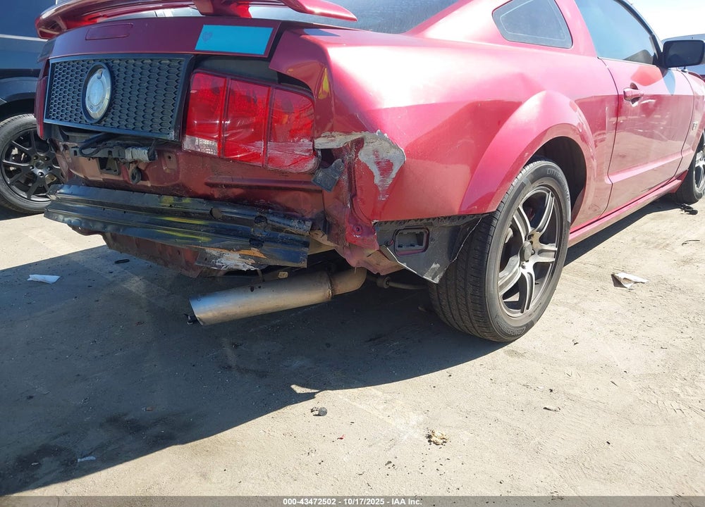 2007 FORD MUSTANG VIN: 1ZVFT82H475215524