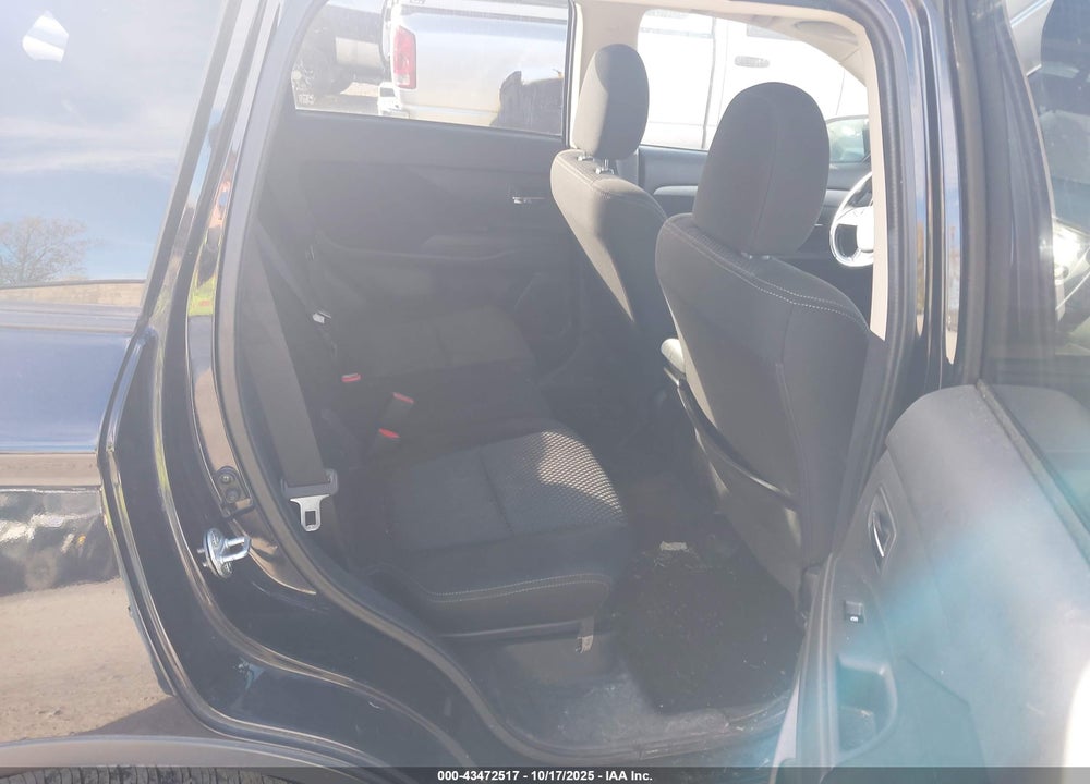 2016 MITSUBISHI OUTLANDER ES VIN: JA4AZ3A30GZ049008