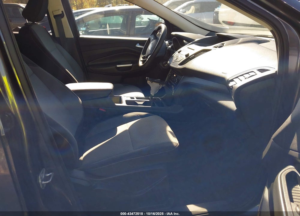 2018 FORD ESCAPE SE VIN: 1FMCU9GD2JUA11554