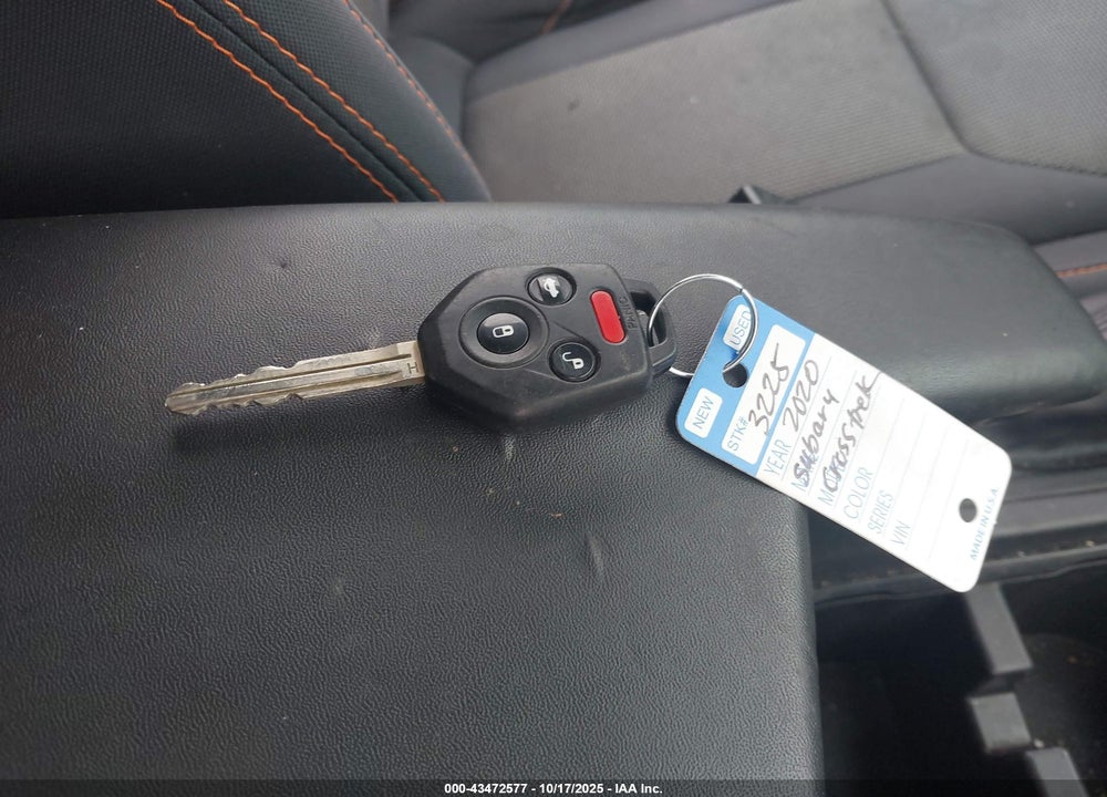 2020 SUBARU CROSSTREK PREMIUM VIN: JF2GTAPC9L8243034