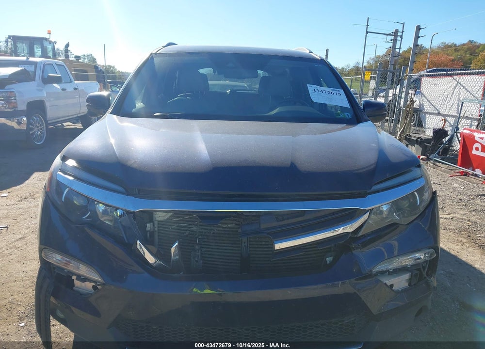 2017 HONDA PILOT TOURING VIN: 5FNYF6H95HB032043