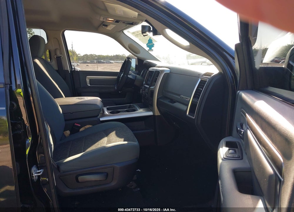 2018 RAM 1500 VIN: 3C6RR6LT7JG167255
