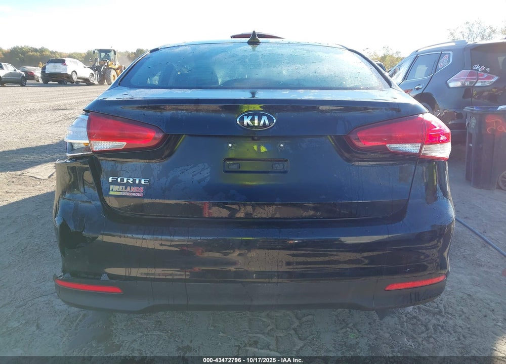 2017 KIA FORTE LX VIN: 3KPFL4A79HE122671
