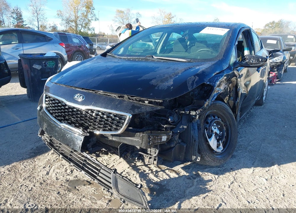 2017 KIA FORTE LX VIN: 3KPFL4A79HE122671