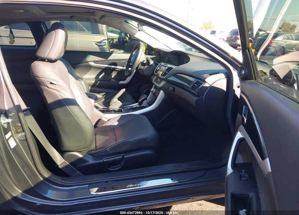 2013 HONDA ACCORD EX-L V-6 VIN: 1HGCT2B82DA007844