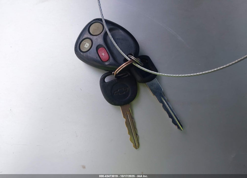 2004 CHEVROLET TRAILBLAZER LS VIN: 1GNDS13S442442330