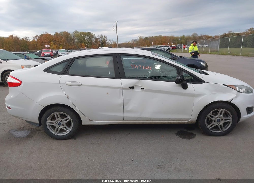 2018 FORD FIESTA SE VIN: 3FADP4BJ1JM127824