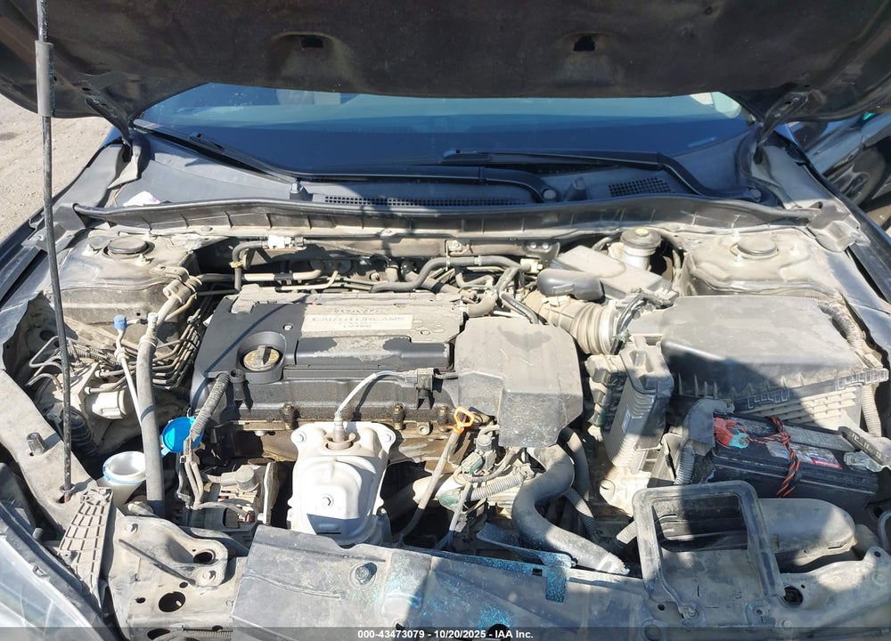 2013 HONDA ACCORD VIN: 1HGCR2F35DA244468