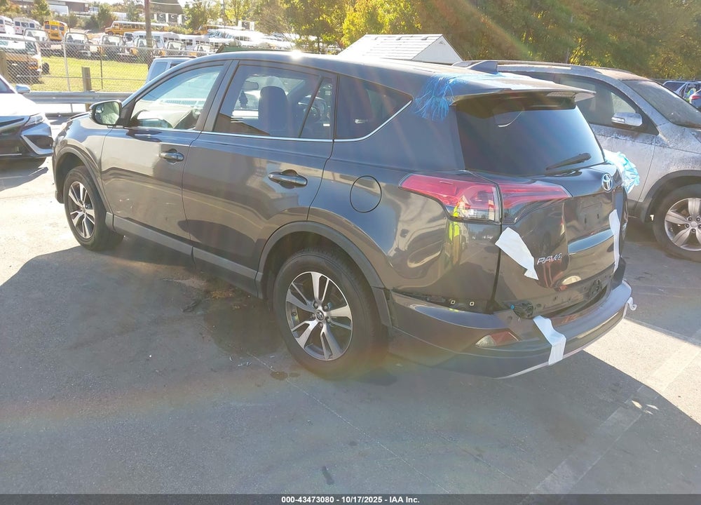 2018 TOYOTA RAV4 XLE VIN: 2T3WFREVXJW474326