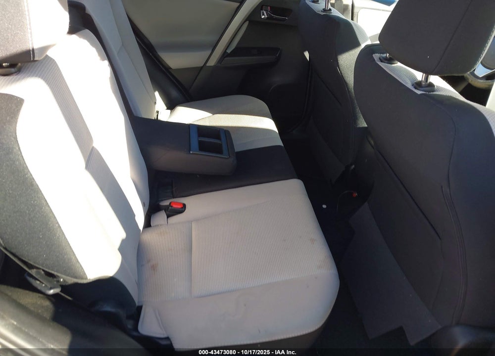 2018 TOYOTA RAV4 XLE VIN: 2T3WFREVXJW474326