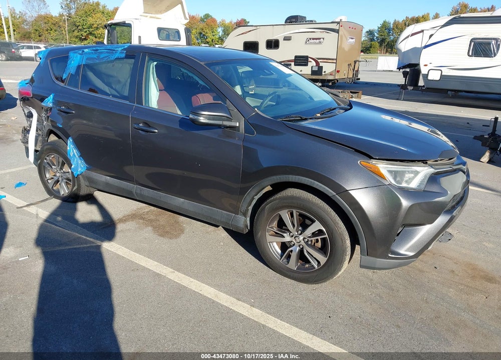 2018 TOYOTA RAV4 XLE VIN: 2T3WFREVXJW474326