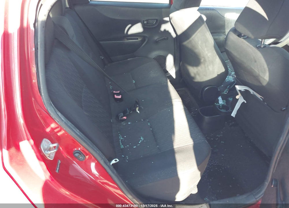2014 TOYOTA YARIS L (TMMF PLANT) VIN: VNKKTUD32EA010825