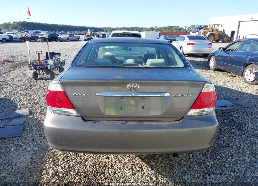 2005 TOYOTA CAMRY LE VIN: 4T1BE32KX5U523368