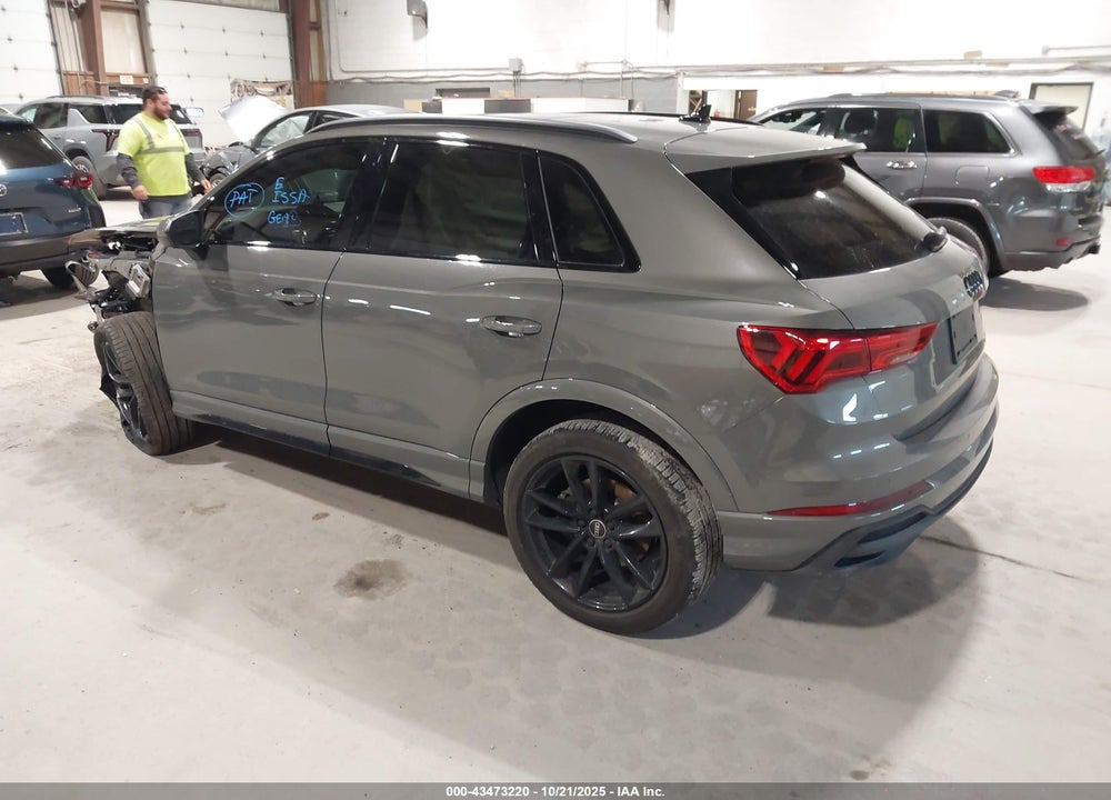 2025 AUDI Q3 VIN: WA1DECF39S1019062