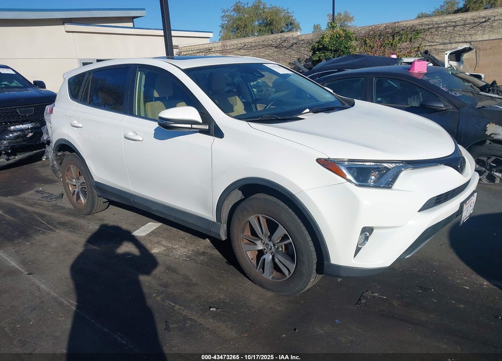 2017 TOYOTA RAV4 XLE VIN: JTMWFREV5HJ143436