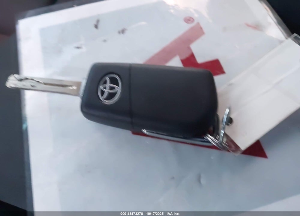 2024 TOYOTA COROLLA LE VIN: 5YFB4MDE4RP169354