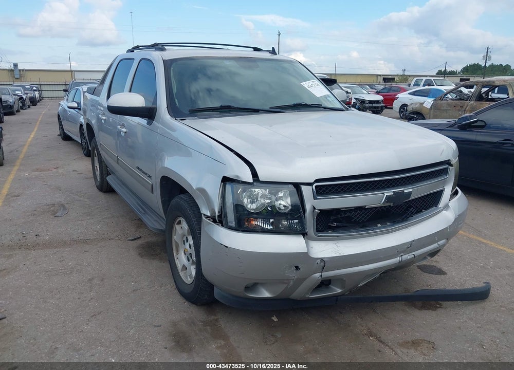 2011 CHEVROLET AVALANCHE 1500 LS VIN: 3GNMCEE01BG352301