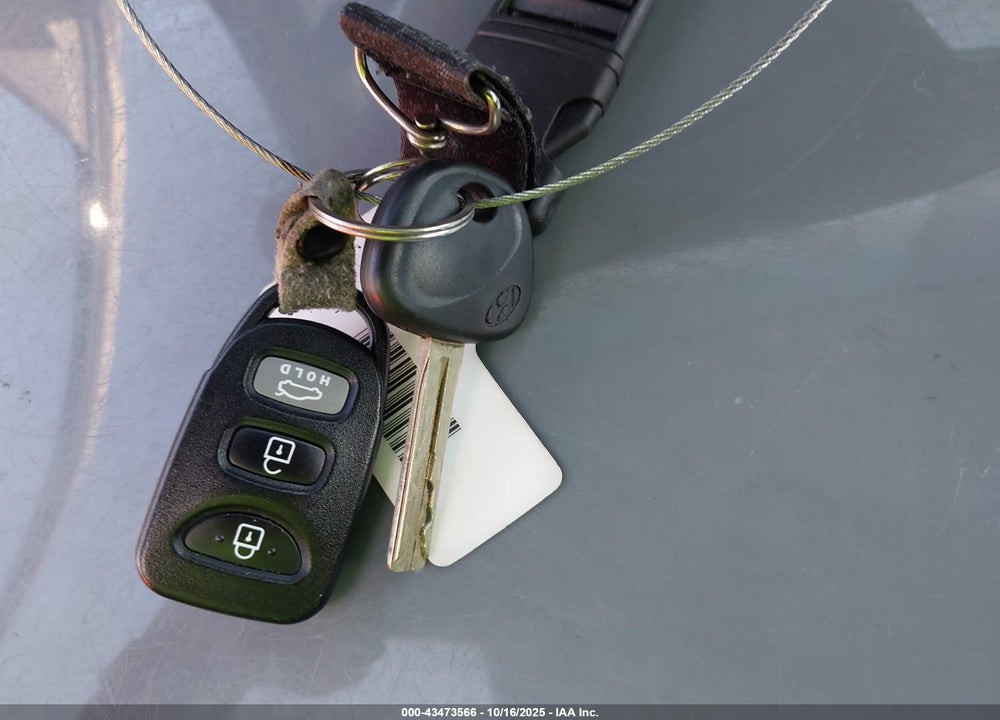 2014 HYUNDAI SONATA VIN: 5NPEB4AC5EH885404