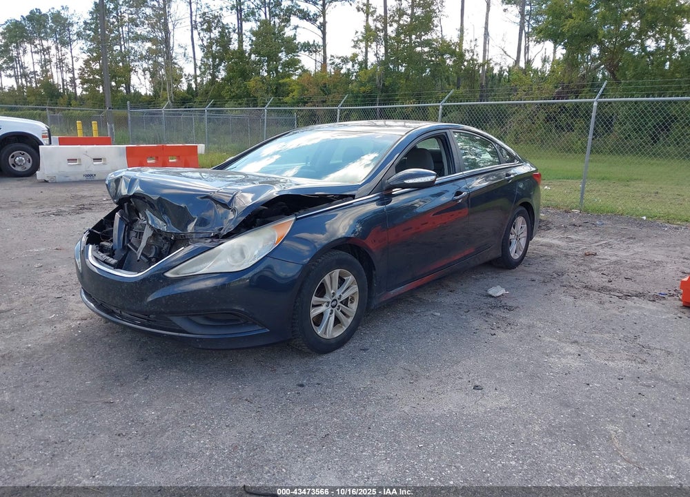 2014 HYUNDAI SONATA VIN: 5NPEB4AC5EH885404