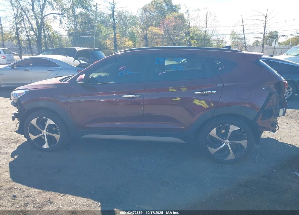 2018 HYUNDAI TUCSON VALUE VIN: KM8J3CA25JU644595